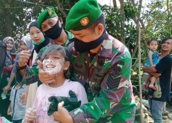 Rayakan HUT ke-75 RI, Warganet Cianjur Bagi Momen Lomba Agustusan