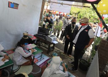 Unik, Kota Bandung Punya Warnet Covid-19 Gratis