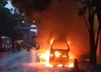 Viral Video Angkot Cicaheum-Leuwipanjang Terbakar, Ini Penyebabnya
