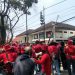 Tuntut 2 Hal, Serikat Pekerja Unjuk Rasa di PN Kota Bandung