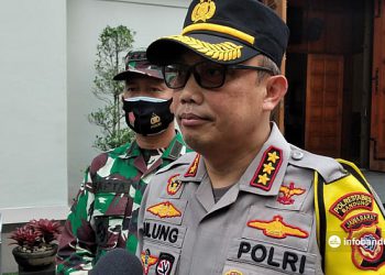 H-1 Natal, Polrestabes Bandung Pastikan Keamanan dan Protokol Kesehatan di Gereja