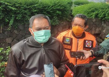 Oded Tinjau Lokasi Banjir di Jalan Djunjunan