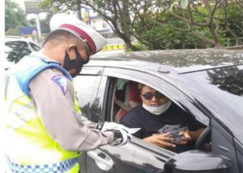 Polres Cimahi Laksanakan Kegiatan Random Rapid Test Antigen