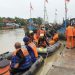 Polisi Evakuasi Korban Tenggelam di Cirebon