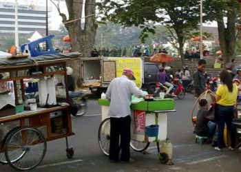 Ramadhan 2021, Pemkot Bandung Larang Ngabuburit dan Sahur on The Road