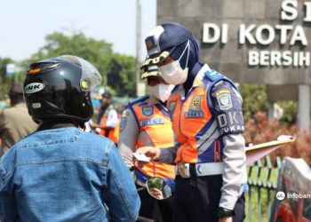 Hari Ketiga Larangan Mudik, Puluhan Kendaraan di Cibiru Putar Balik