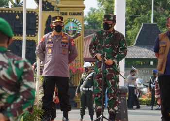 Panglima TNI dan Kapolri Mewanti-wanti Waspada Lonjakan Kasus Covid-19