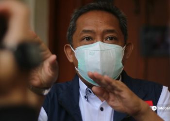 Cegah Covid-19, Wawalkot Bandung Ajak Masyarakat Pakai Masker Double