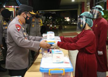 Pasien Covid-19 Dilayani Baik, Nakes di RS Polri Dapat Bantuan