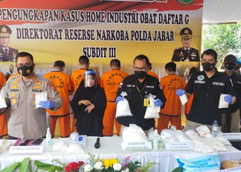 Polisi Tangkap Peracik Obat Ilegal Rumahan di Bandung dan Tasikmalaya