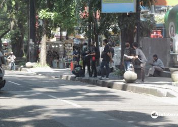 PPKM Darurat, Pegawai Mal di Bandung Turun Jalan