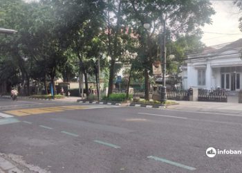 Pria Diduga Lakukan Percobaan Bunuh Diri di Depan Balaikota Bandung