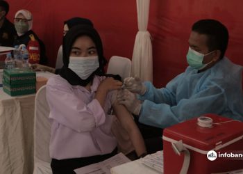 Polda Jabar Gelar Vaksinasi Covid-19 untuk Buruh, Target 5000 Dosis
