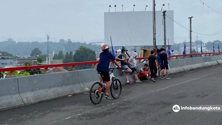 Pejalan Kaki dan Pesepada Lewat Flyover Pasupati, Yana: Mungkin Warga Luar Bandung