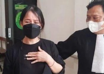 Ibu di Karawang Dituntut Satu Tahun Bui Gara-gara Marahi Suaminya Mabuk