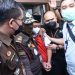 Kuasa Hukum Herry Wirawan Enggan Berkomentar Terkait Tuntutan Mati dan Kebiri Kimia