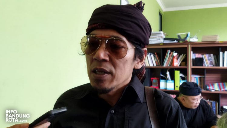 Singgung Bahasa Sunda, Arteria Dahlan Disentil Budayawan Asal Jabar