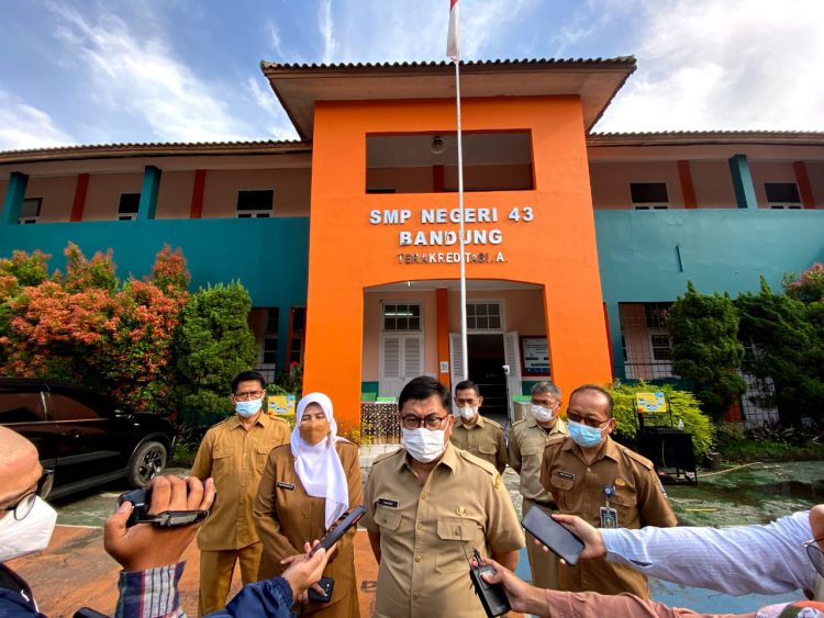 330 Sekolah di Kota Bandung Mulai PTM 100 Persen
