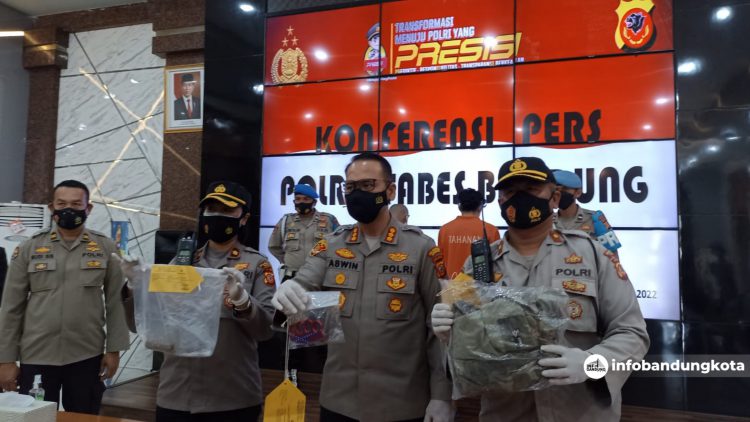 Polrestabes Bandung Tangkap Dua Pelaku Kasus Pembunuhan Berbeda