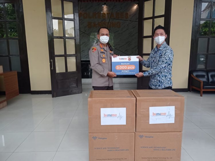 Bumame Salurkan 3.000 Alat Tes Swab Antigen ke Polrestabes Bandung
