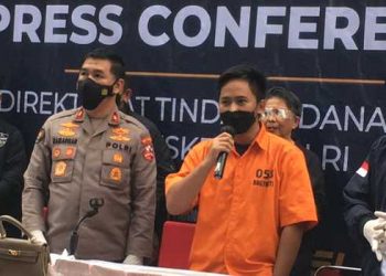 Sudah Pakai Baju Tahanan, Doni Salmanan Minta Maaf kepada Masyarakat