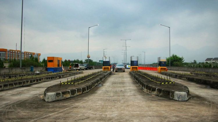 Exit Tol Gedebage Segera Dibuka untuk Arus Mudik