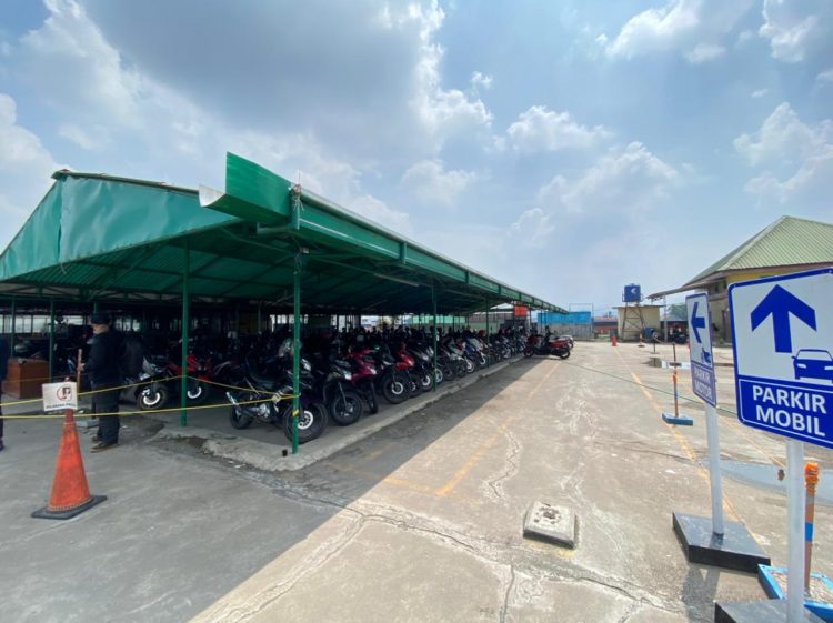 Getok Parkir di Pasar Andir Mencapai Rp20 Ribu, Begini Reaksi Pengelola