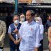 Kunjungan ke Bandung, Jokowi Salurkan Bantuan di Pasar Cicaheum