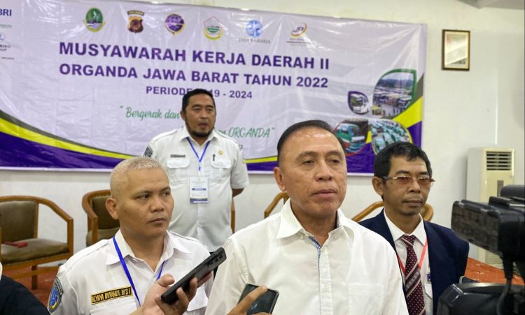 Mendapat Dukungan Dari Masyarakat, Iwan Bule Siap Maju Pilgub 2024