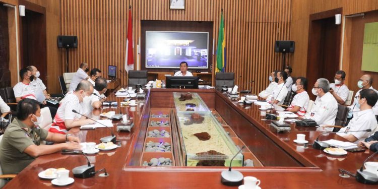 Cegah Pungli, Saber Pungli Kota Bandung Optimalkan Lurah, Bhabinkamtibmas, dan Babinsa