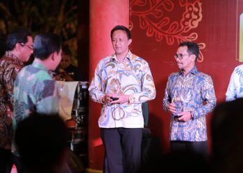 Smart City Mampu Sejahterakan Masyarakat, Wali Kota Bandung Raih Penghargaan