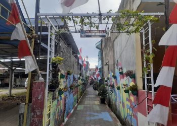 Manfaatkan Lahan Gang, Kecamatan Astana Anyar Hadirkan Saskia Gotik