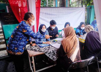 Pemkot Bandung Distribusikan Bantuan Modal Bagi 4.449 Pelaku UMKM