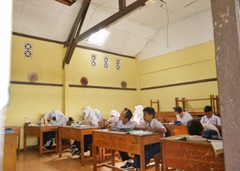 Sekolah Dewi Sartika: Sekolah Perempuan Pertama dari Bandung