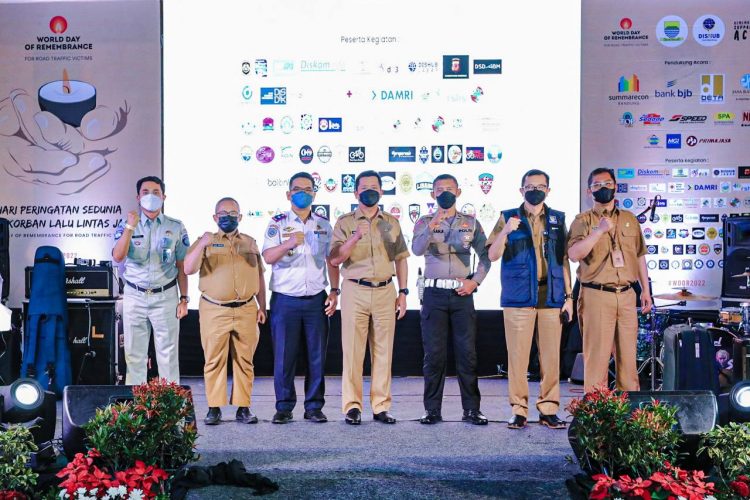 Tekan Angka Kecelakaan Lalin dengan Transportasi Publik
