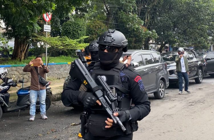 Jangan Sebarkan Gambar dan Berita Hoaks Terkait Bom Bunuh Diri
