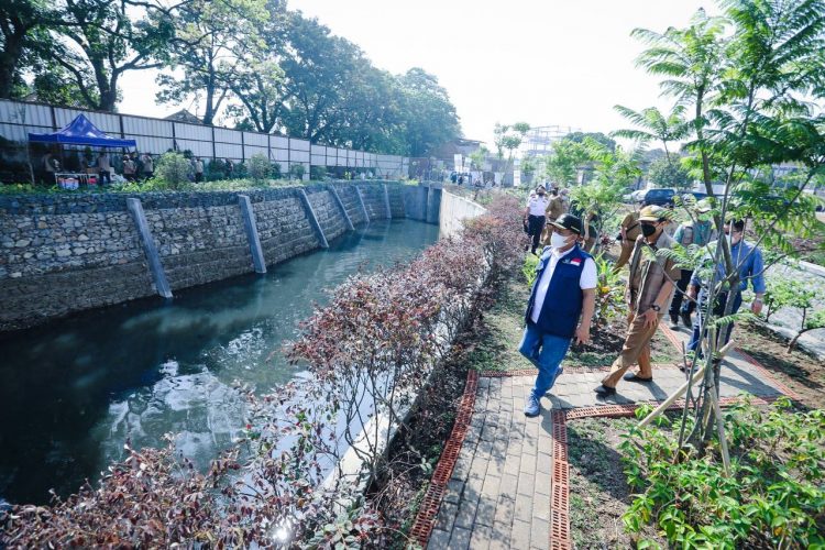 Atasi Banjir, Pemkot Bandung Bangun 9 Kolam Retensi Baru, 647 Sumur Resapan Dangkal, dan 3.706 Drumpori