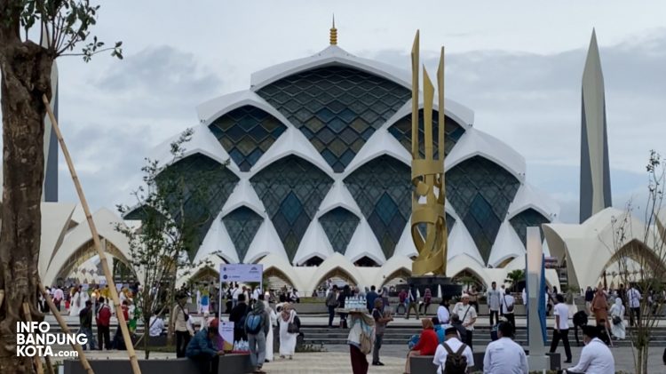 Masjid Al Jabbar Ditutup Sementara, Ini Alasannya