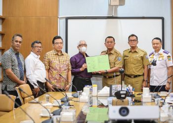 Pemkot Bandung Terima Aset Seluas 1.018 Meter Persegi di Pasar Induk Caringin