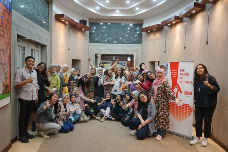 Tingkatkan Daya Saing UKM Lokal Bandung, UNIQLO Tambah Lokasi Neighborhood Collaboration dan Beri Pelatihan UKM