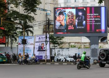 Perda Reklame Bakal Direvisi, Reklame Melintang Jalan akan Ditiadakan