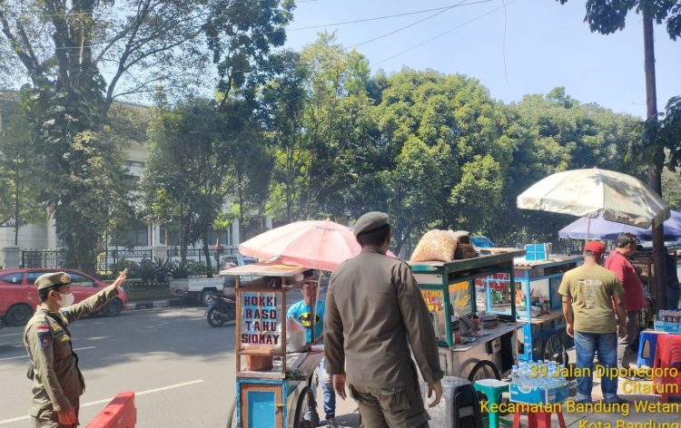 Satgas Trotoar Segera Bergerak Tertibkan Parkir Liar