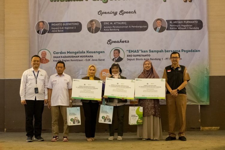 Pemkot Bandung X Pegadaian = 300 Bank Sampah Sulap Sampah Jadi Emas