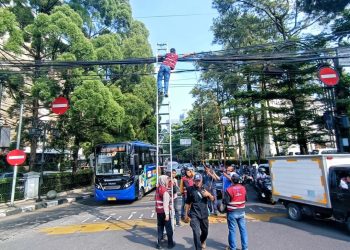 Puluhan Kilometer Kabel Udara Ditertibkan, Kota Bandung tak Lagi Semrawut