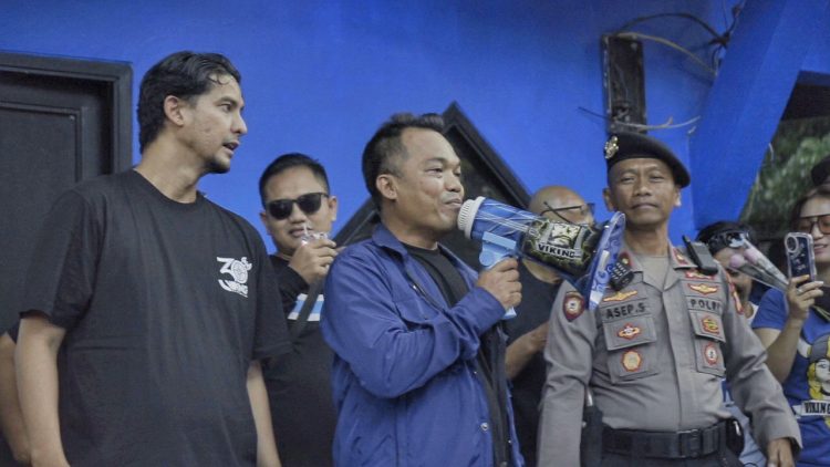 Ultah ke-30, Viking: Kami Cinta Persib, Selamanya Juara