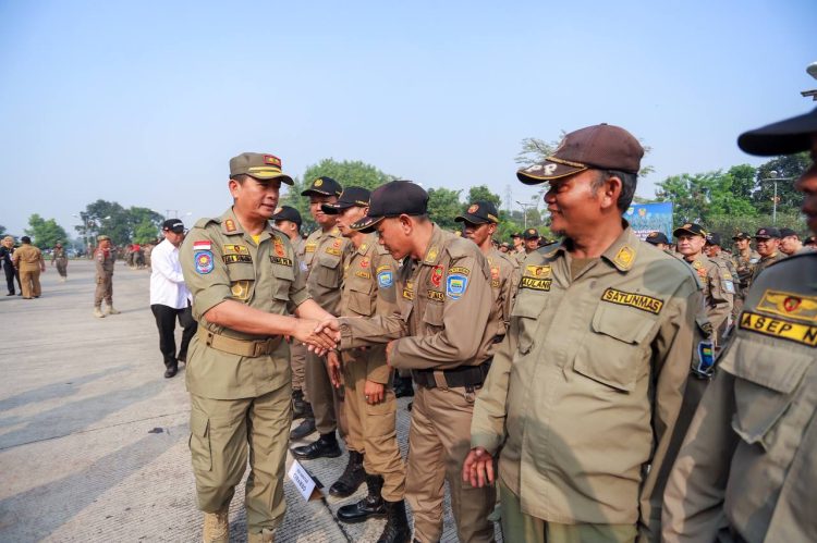 Linmas, Ujung Tombak Amankan Pemilu di Kota Bandung