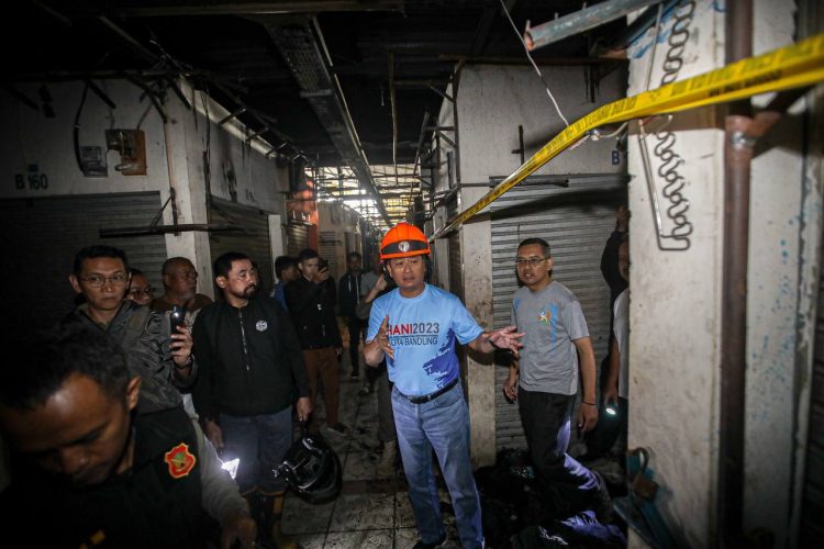 20 Kios Pasar Cimol Gedebage Terbakar, Ema: Aktivitas Ekonomi Harus Segera Kembali Normal