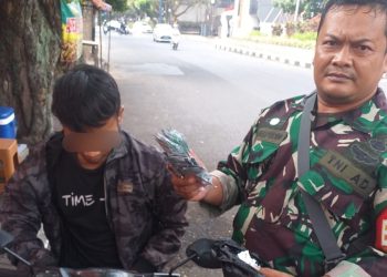 Babinsa Kodim 0618 Kota Bandung Amankan Terduga Pelaku Pengedar Obat- obatan Terlarang