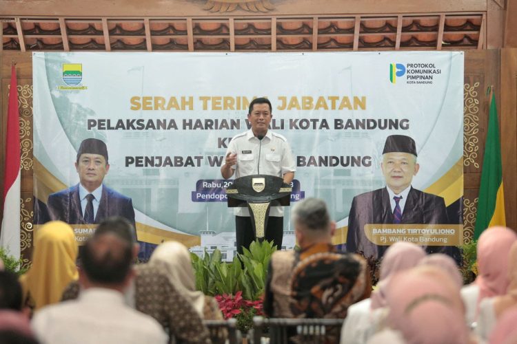 Sertijab Pj Wali Kota Bandung, Bambang: Fokus Penanganan Darurat Sampah dan Jaga Bandung Kondusif