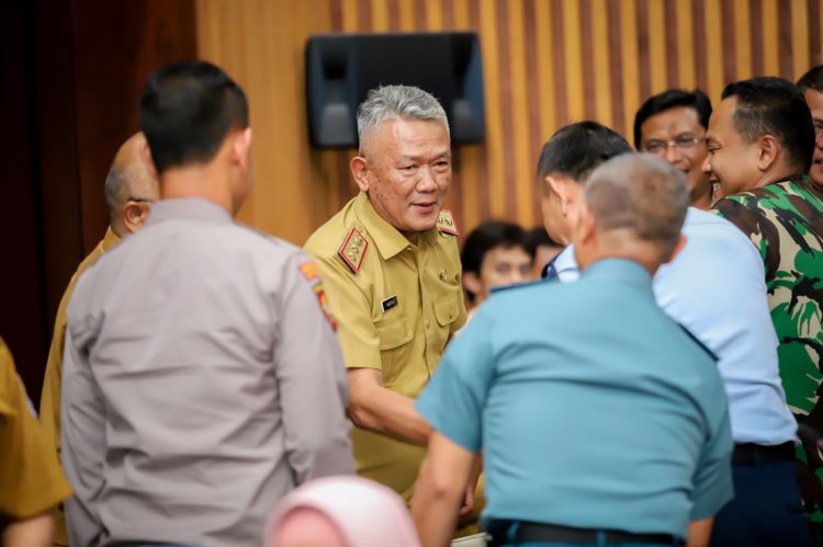 Masa Darurat Sampah, Pj Wali Kota Bandung Ajak Seluruh Elemen Tunjukkan Aksi Nyata